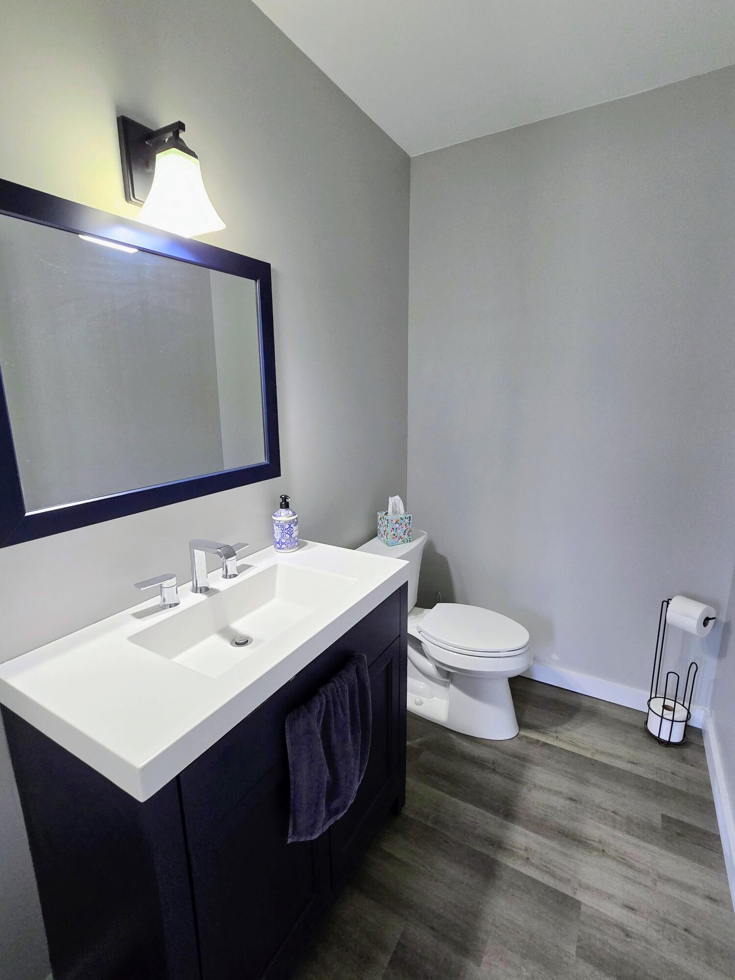 32 Patriot Place Standish ME 04084