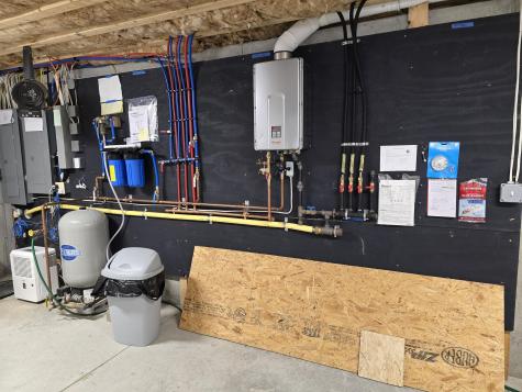 32 Patriot Place Standish ME 04084