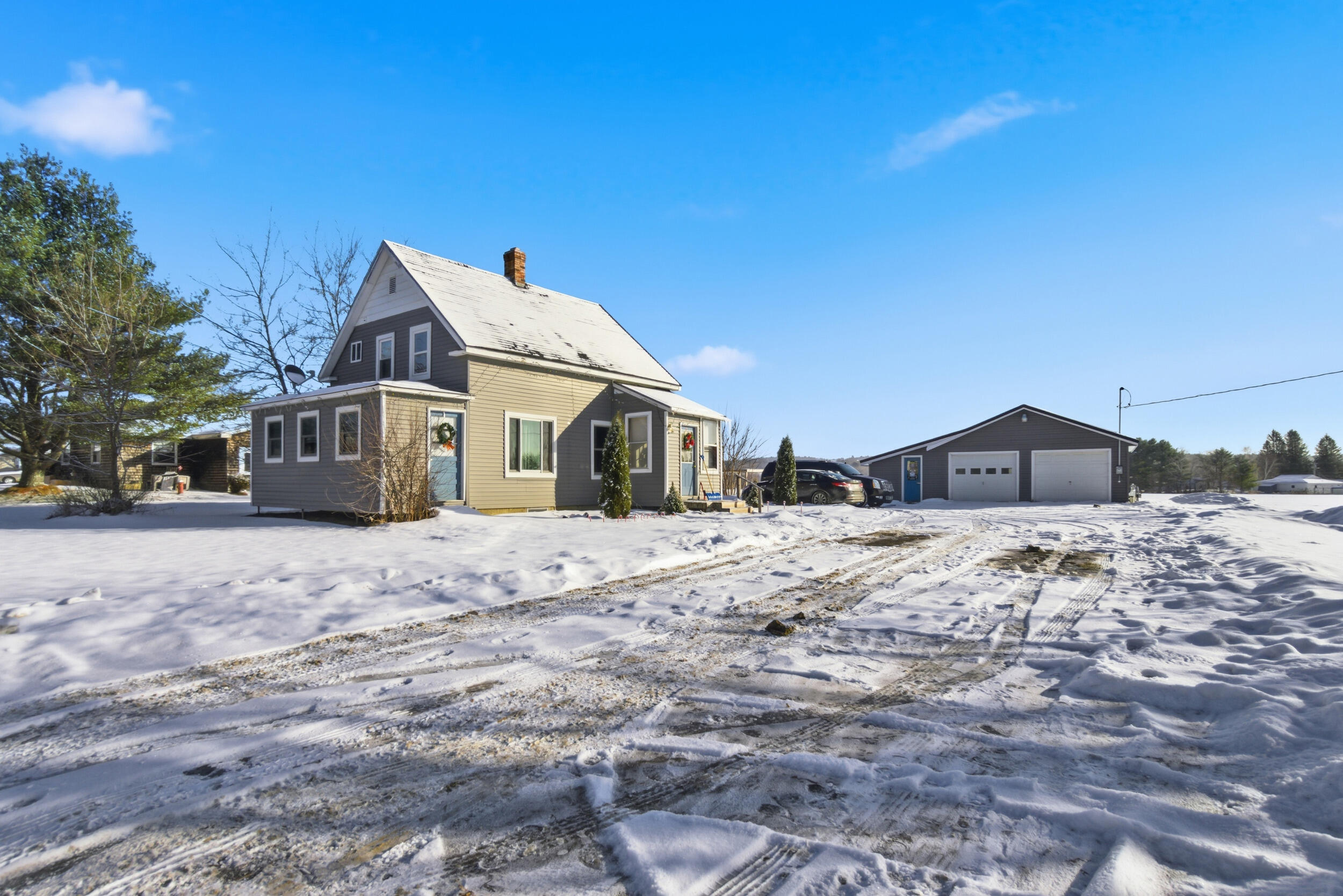 63 Dexter Road Corinna ME 04928