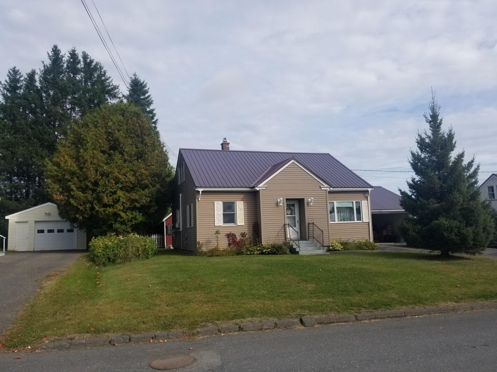 20 Glendale Road Caribou ME 04736