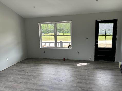 17 Emma's Way Limerick ME 04048