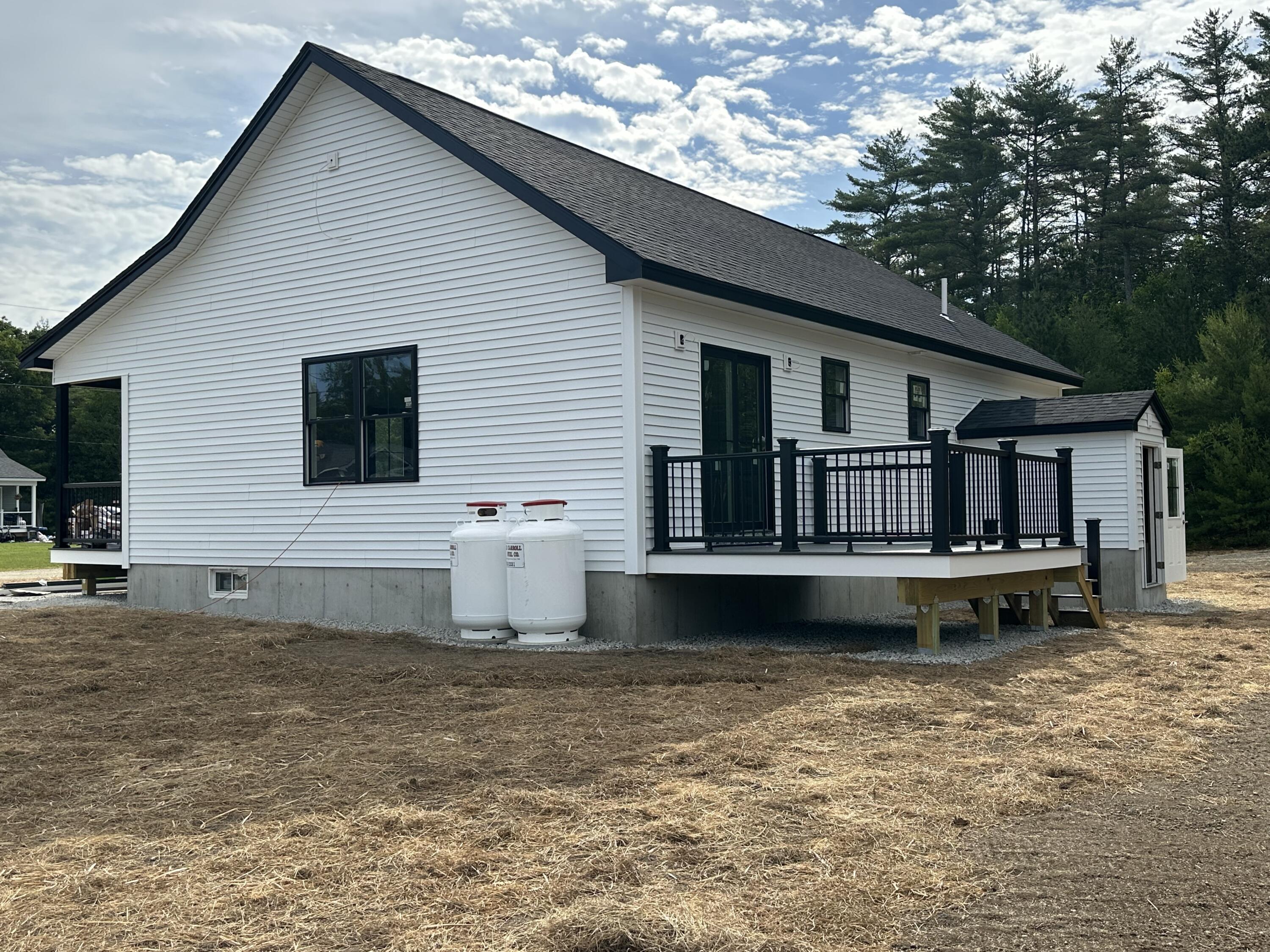 17 Emma's Way Limerick ME 04048