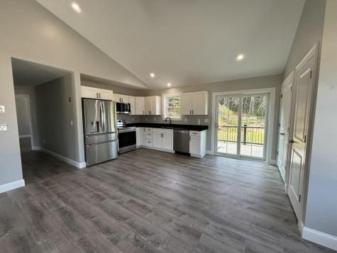 17 Emma's Way Limerick ME 04048