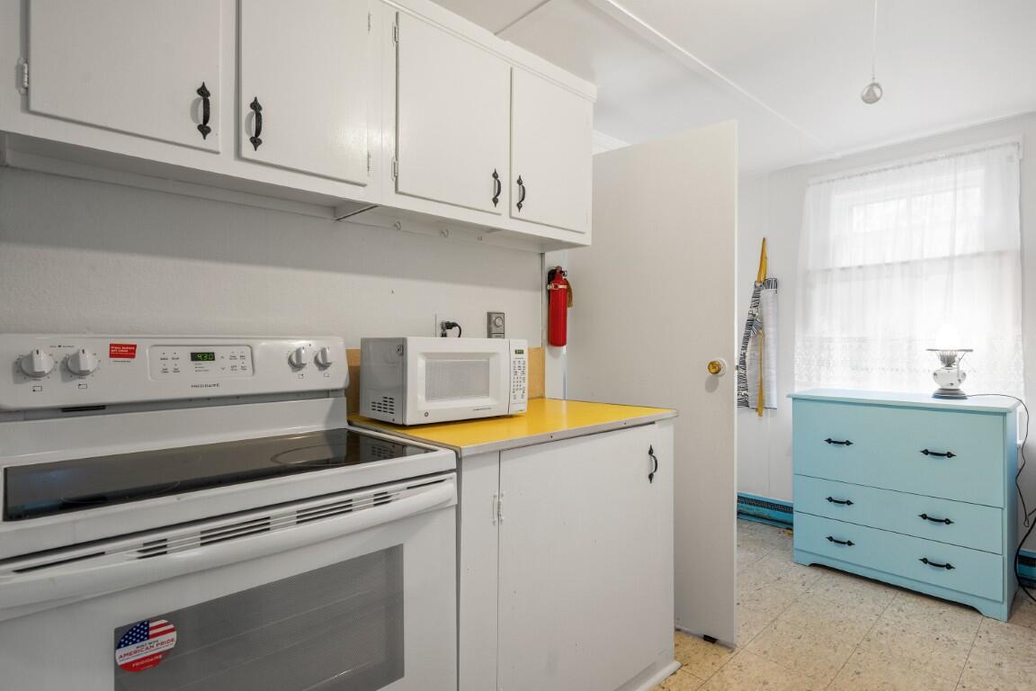 61 Van Horn Road Boothbay ME 04544