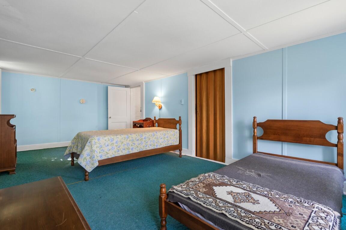 61 Van Horn Road Boothbay ME 04544