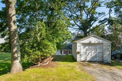 61 Van Horn Road Boothbay ME 04544