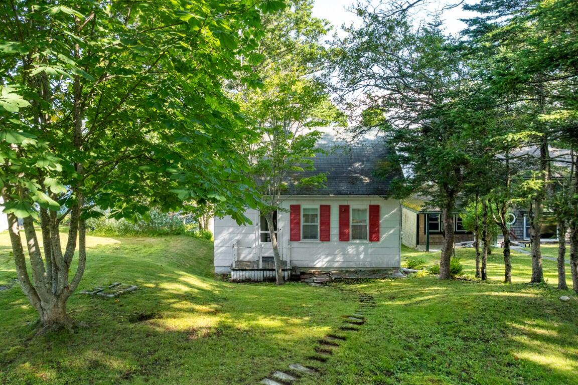 61 Van Horn Road Boothbay ME 04544