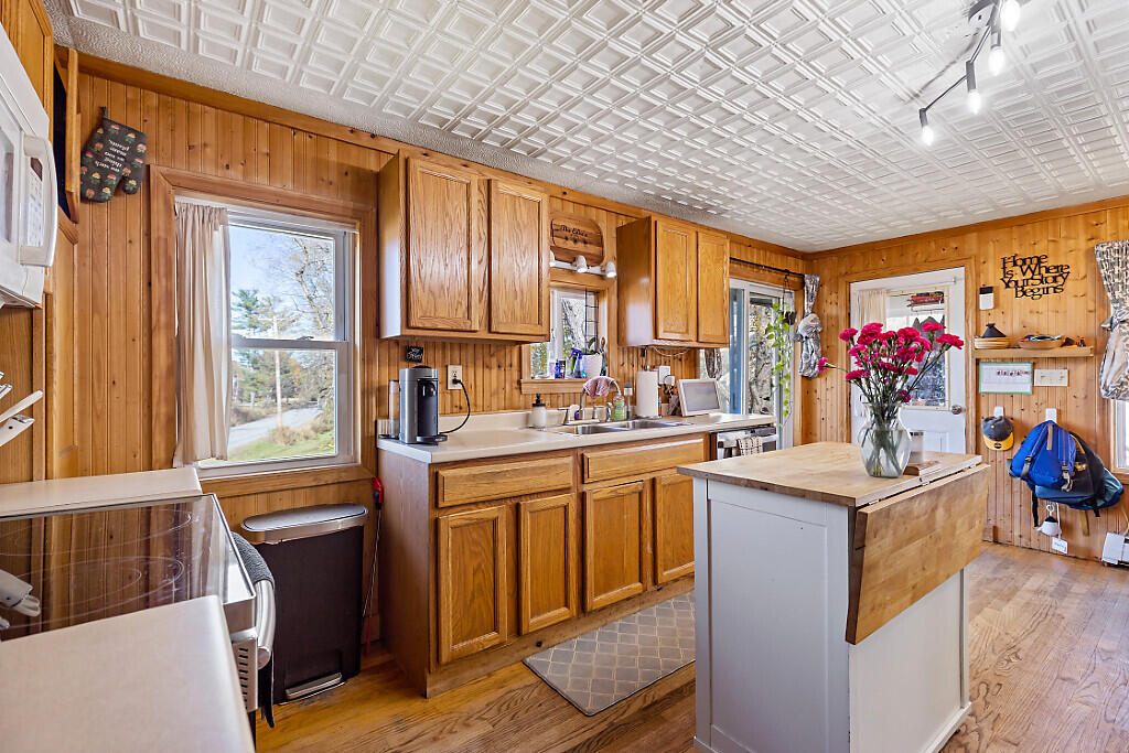 229 Highland Avenue Gardiner ME 04345