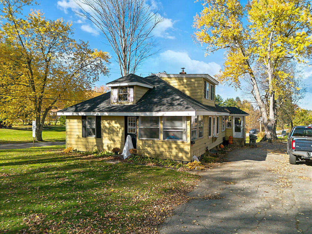 229 Highland Avenue Gardiner ME 04345