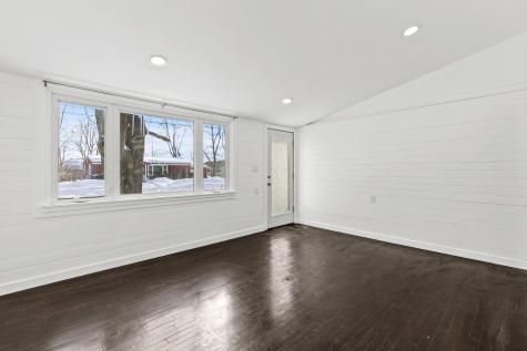 15 Sterling Road Auburn ME 04210