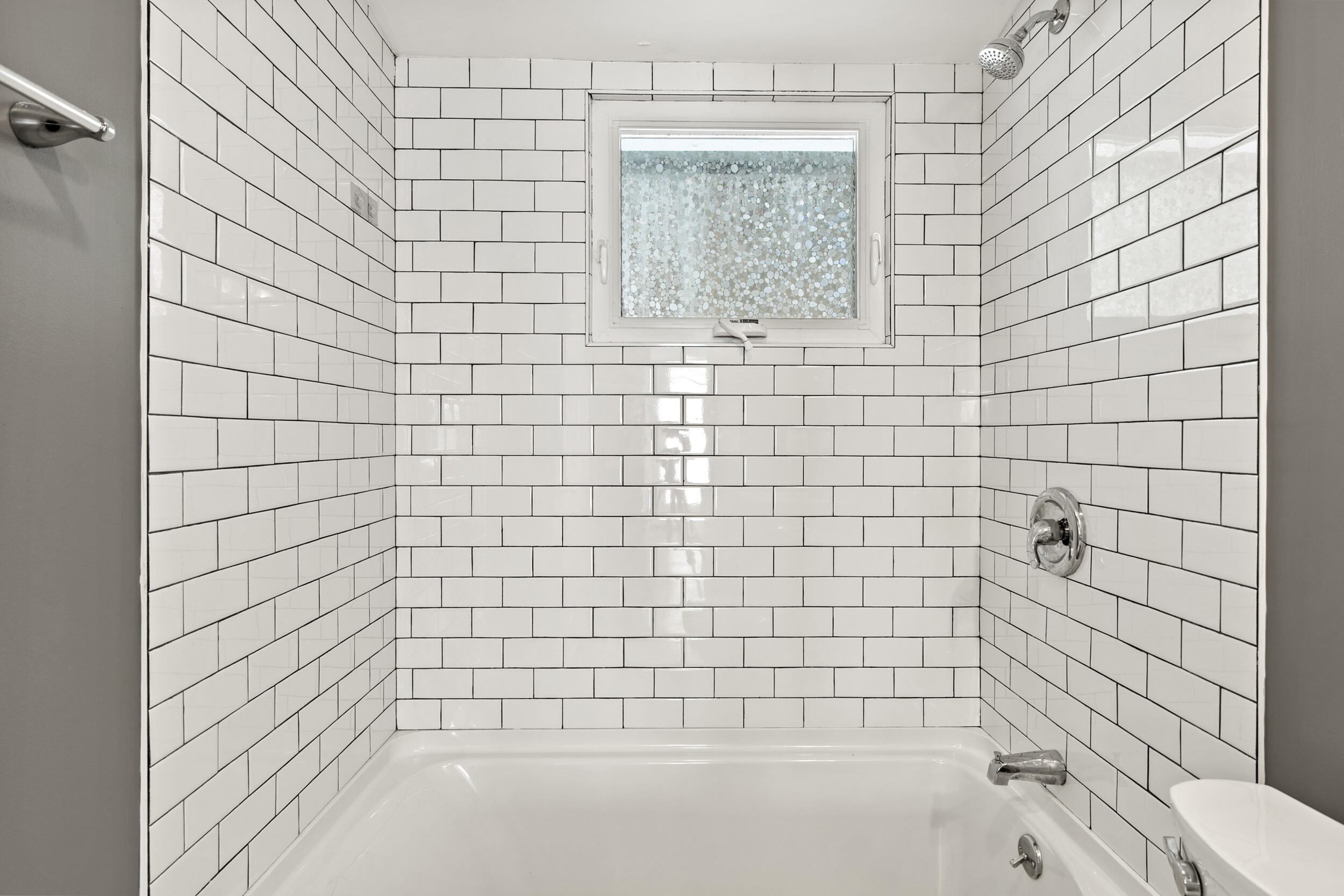 15 Sterling Road Auburn ME 04210