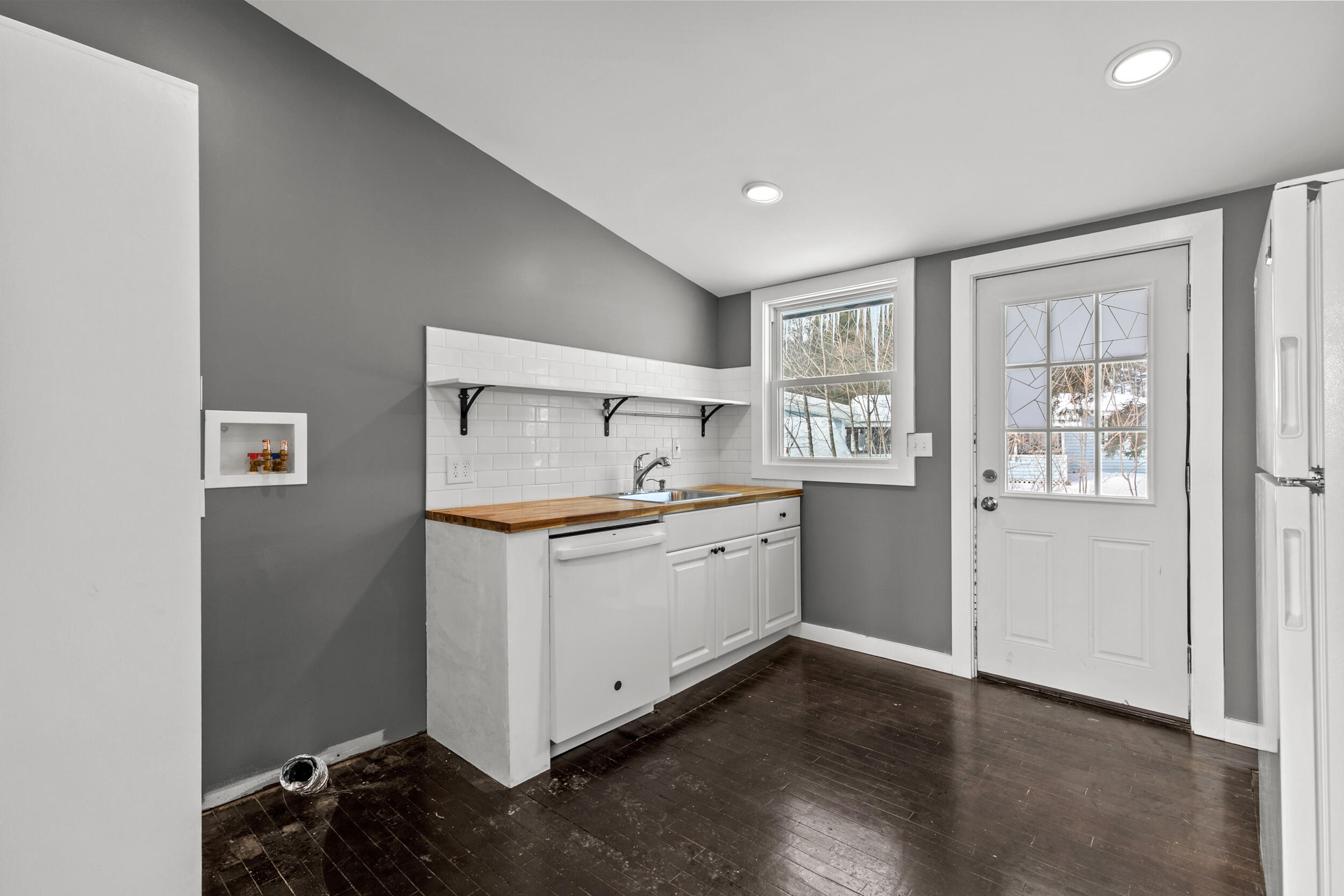 15 Sterling Road Auburn ME 04210