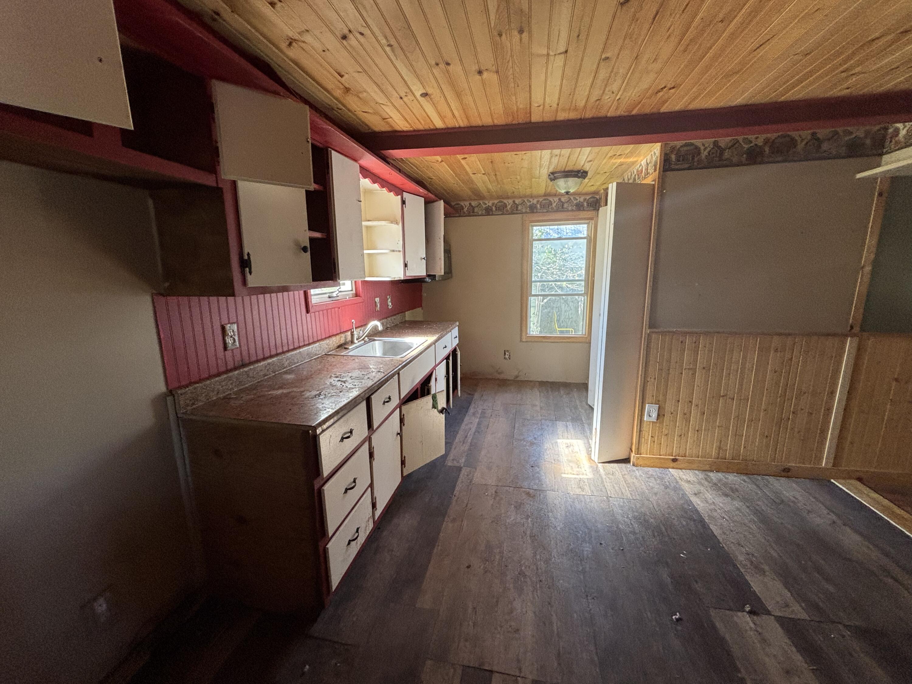 50 Pleasant Street Hartland ME 04943