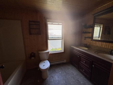 50 Pleasant Street Hartland ME 04943