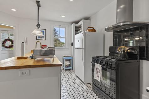 30 Linden Street Rockland ME 04841