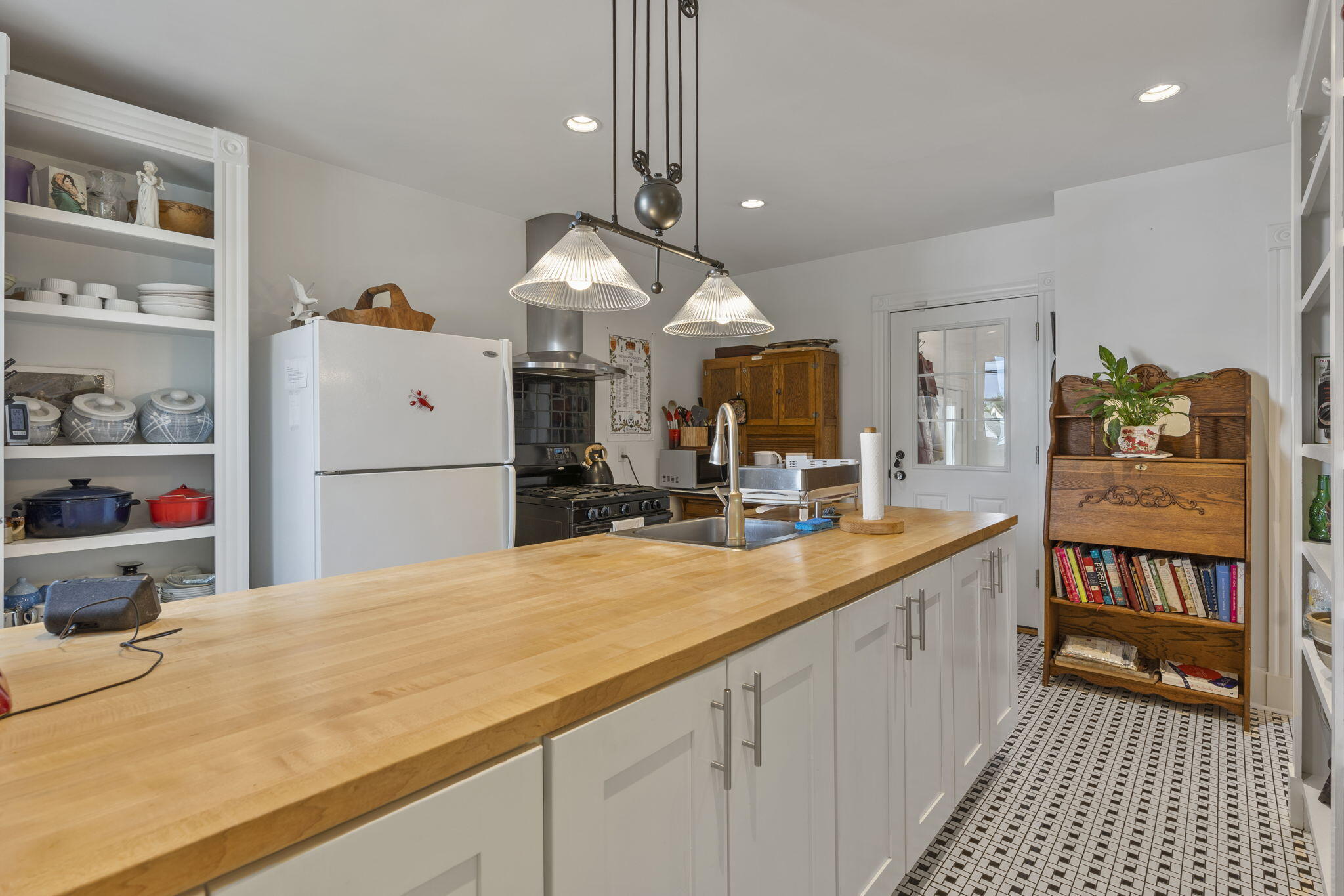 30 Linden Street Rockland ME 04841