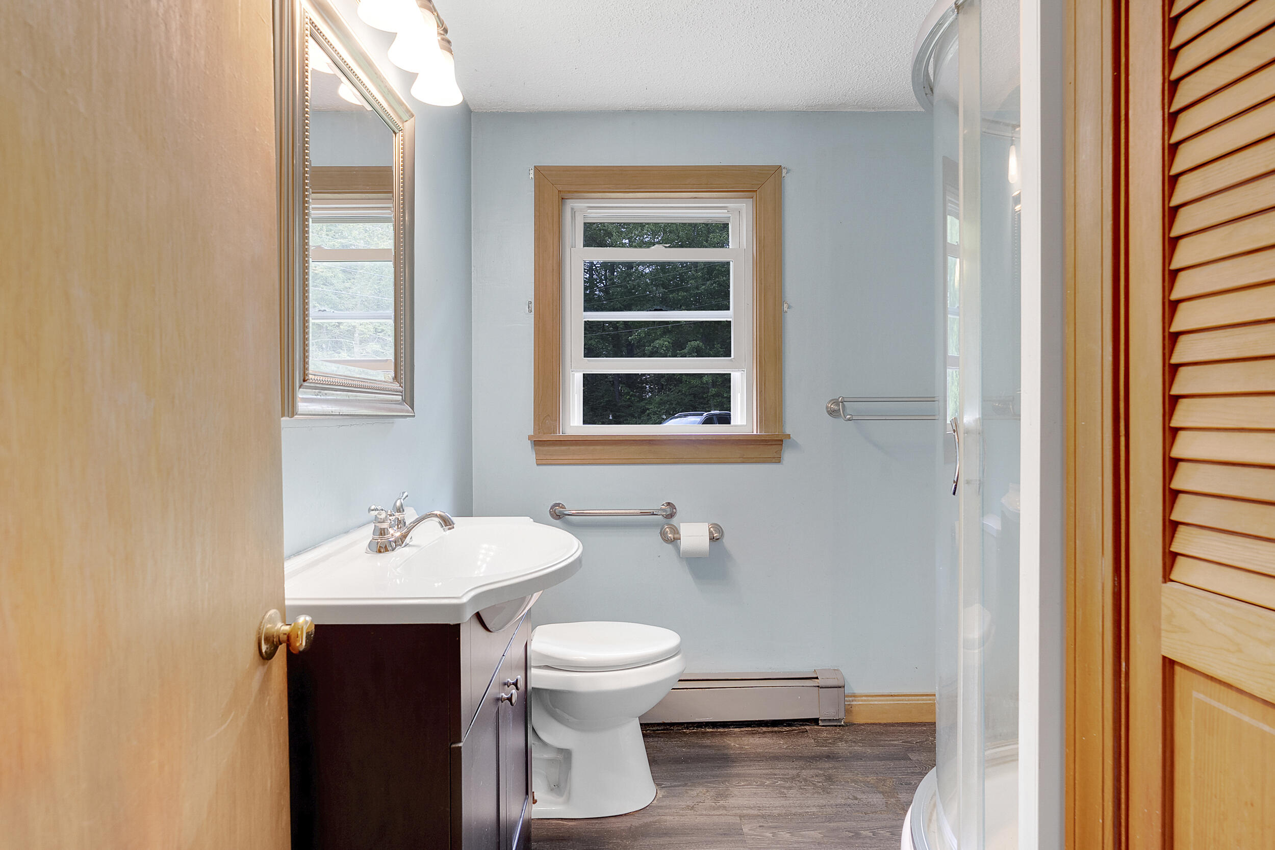 31 West Bay Bridge Road Topsham ME 04086