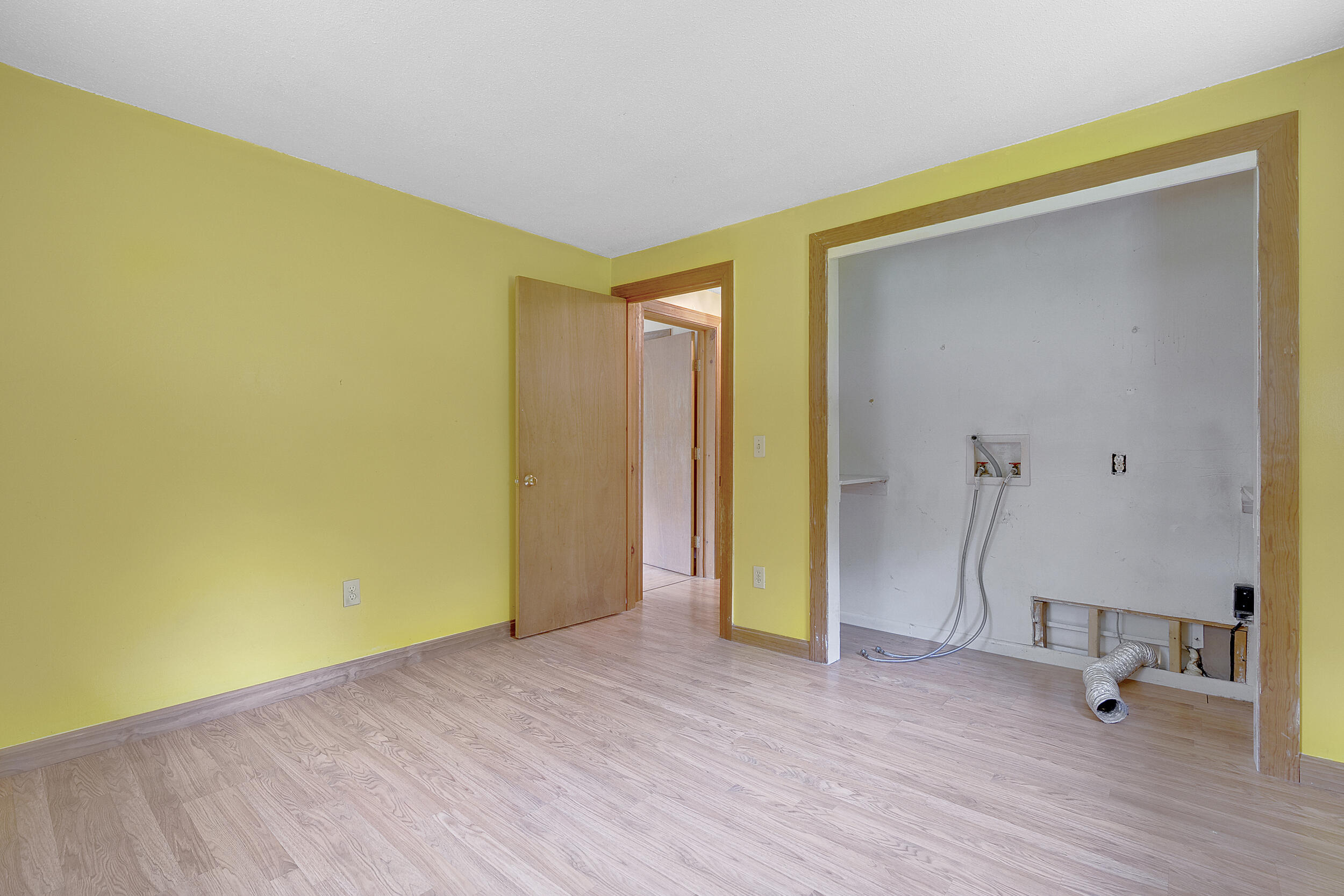 31 West Bay Bridge Road Topsham ME 04086