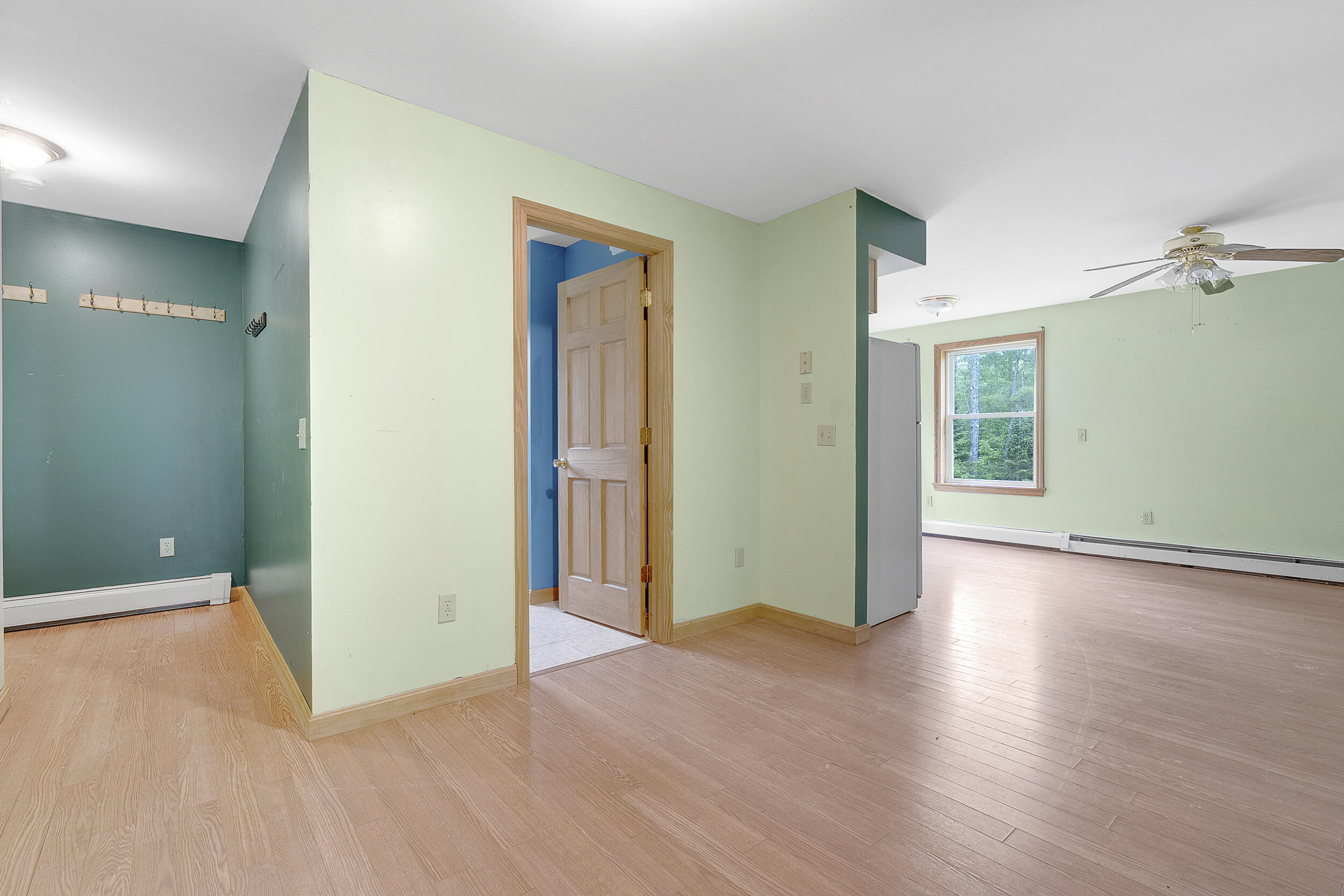 31 West Bay Bridge Road Topsham ME 04086