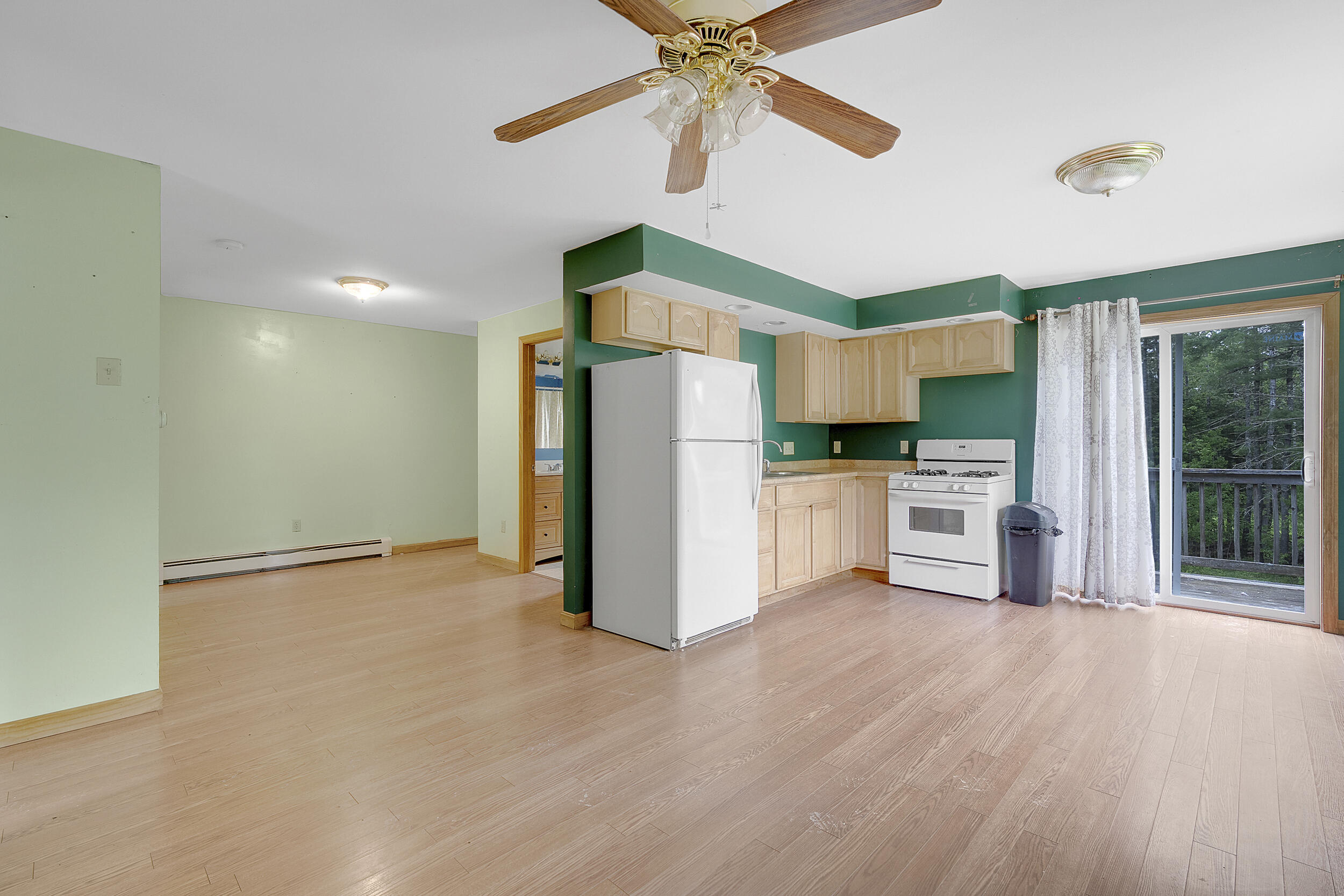 31 West Bay Bridge Road Topsham ME 04086