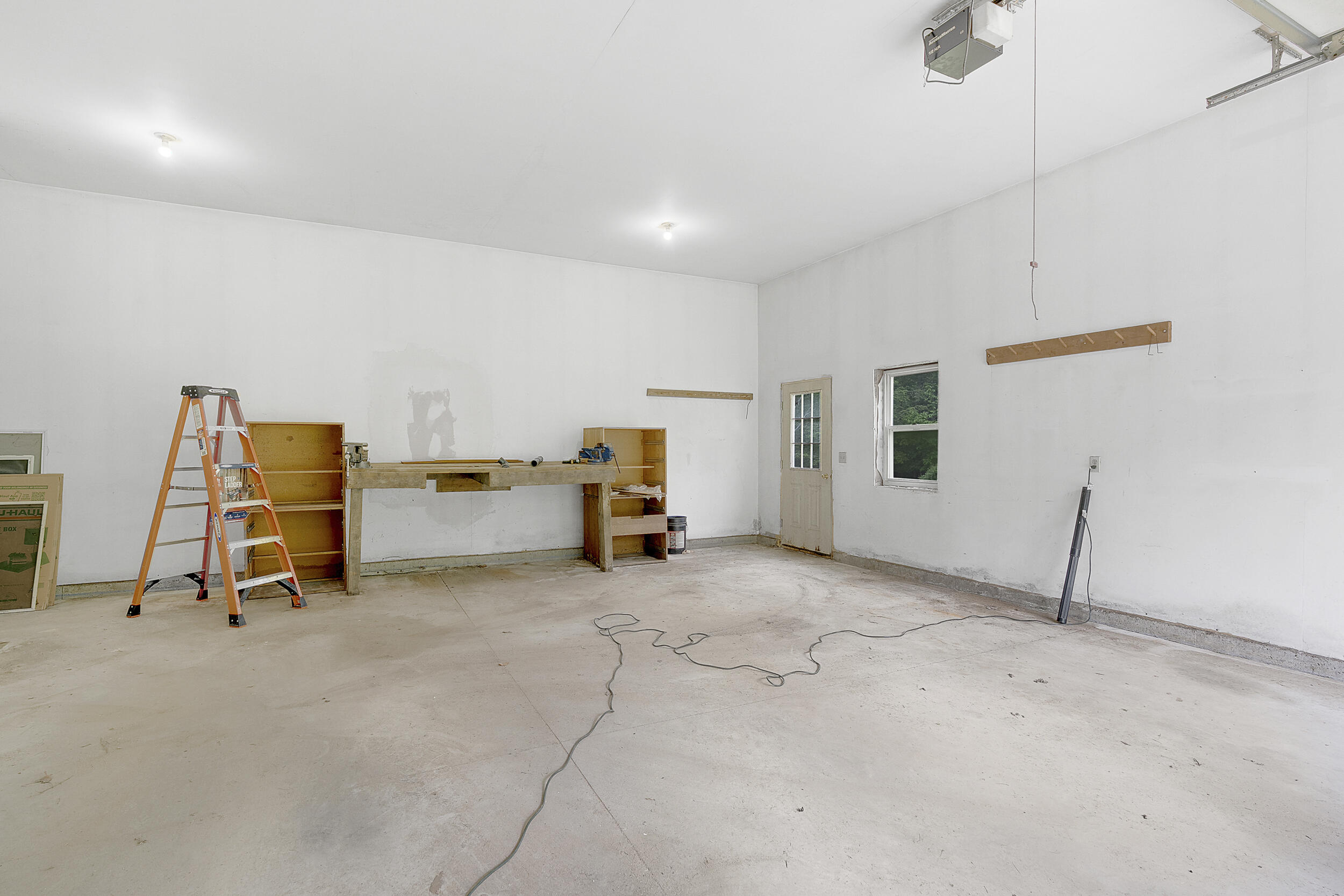 31 West Bay Bridge Road Topsham ME 04086