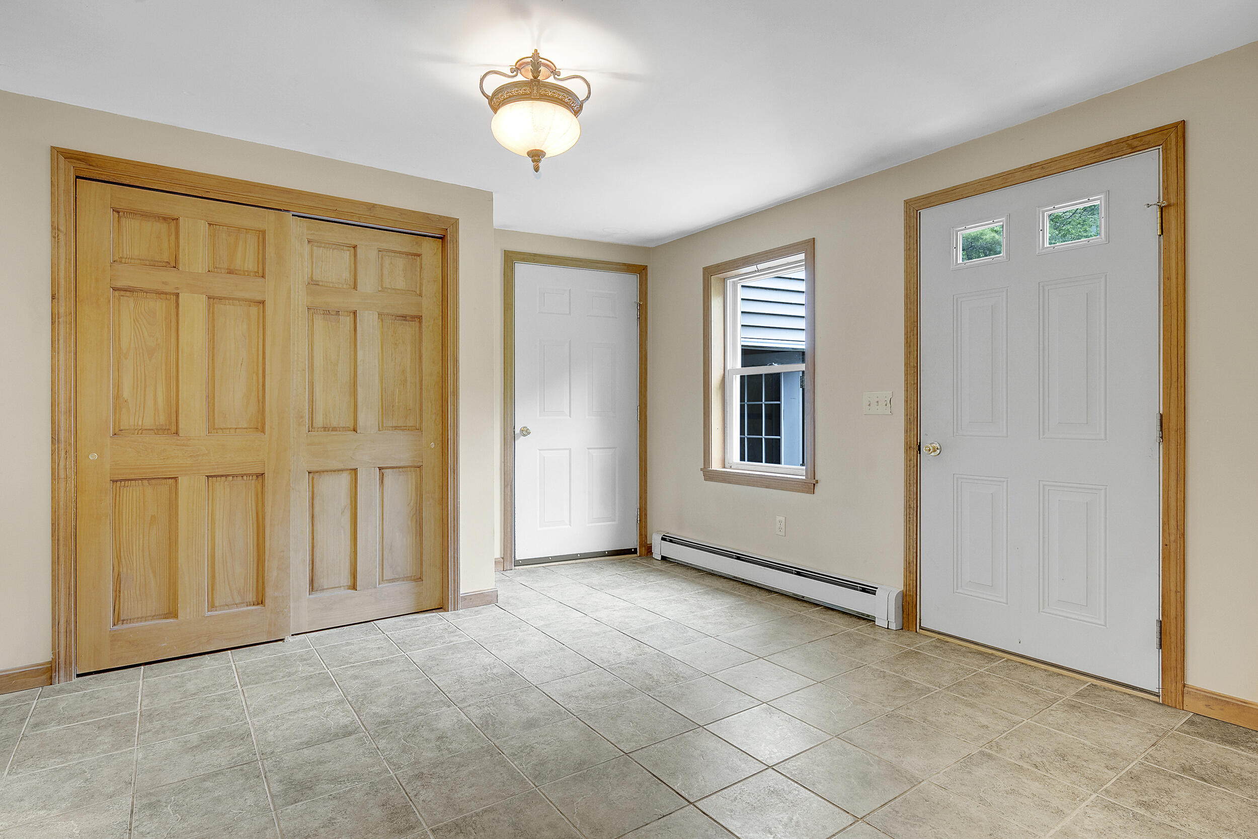 31 West Bay Bridge Road Topsham ME 04086