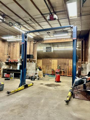 1315 S Belfast Avenue Augusta ME 04330