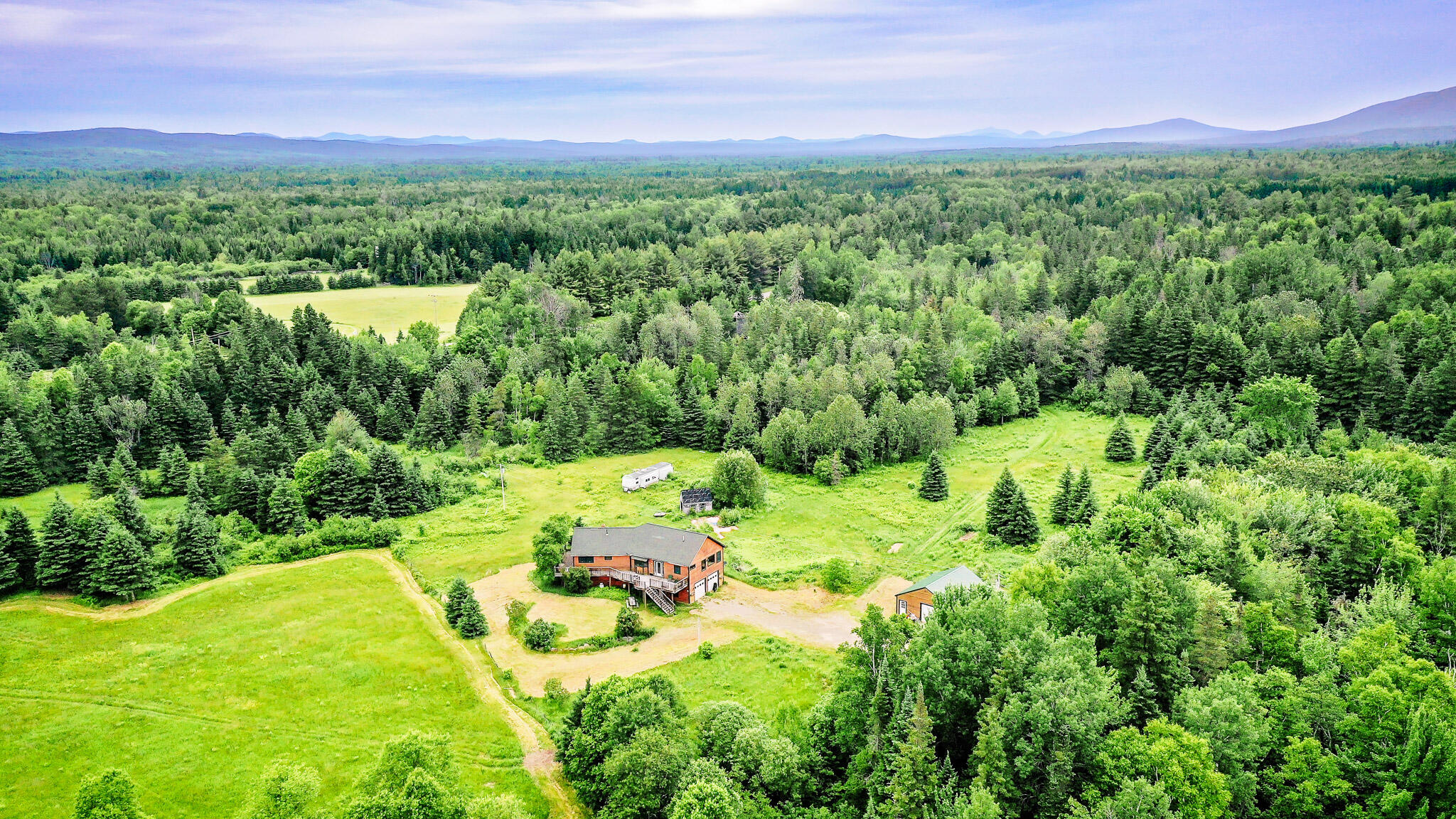 110 Narrow Gauge Road Coplin Plt ME 04982