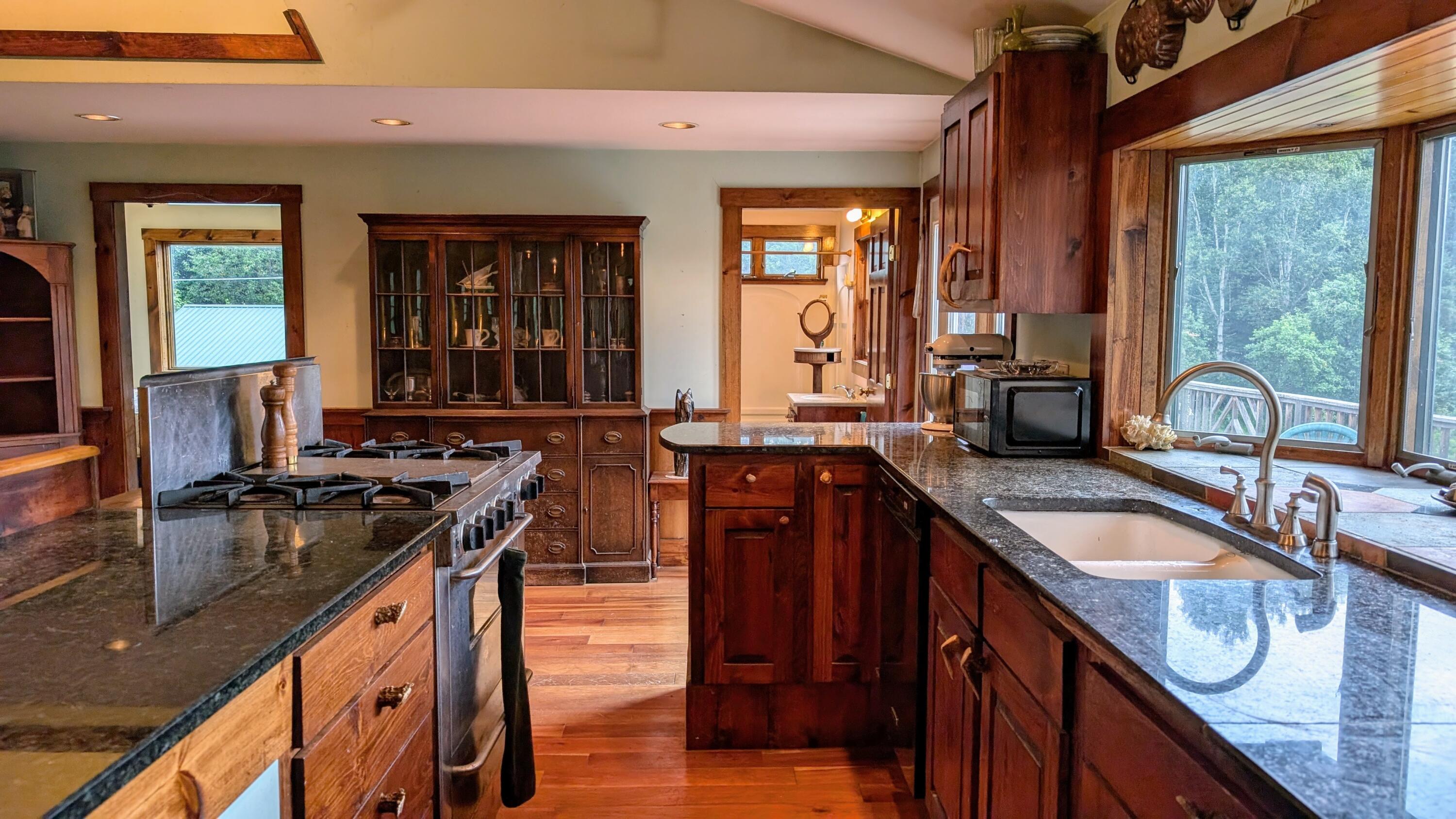 110 Narrow Gauge Road Coplin Plt ME 04982