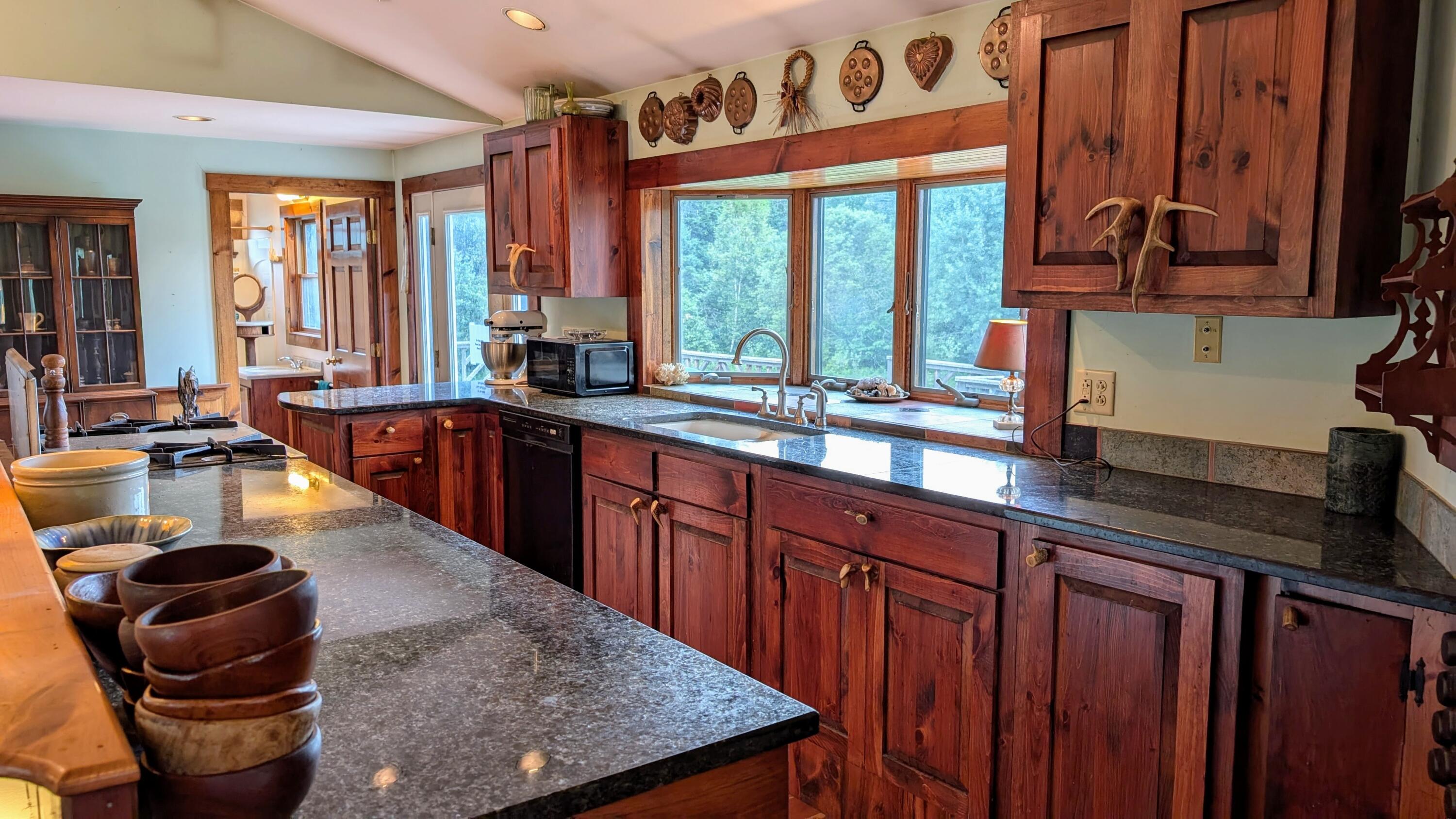 110 Narrow Gauge Road Coplin Plt ME 04982