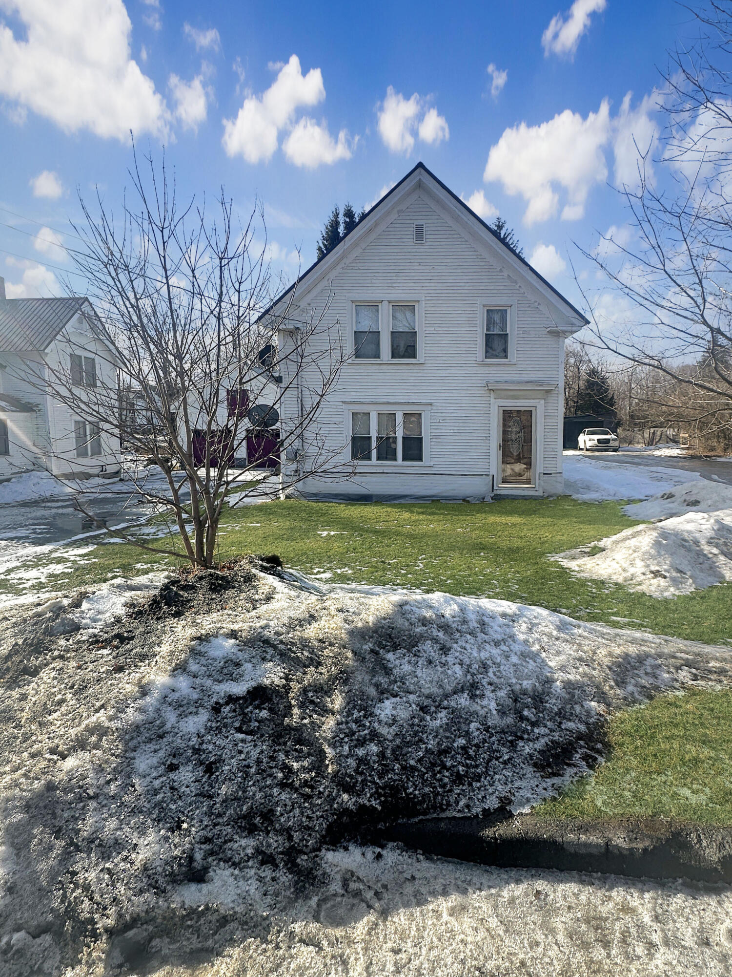 98 North Street Dover-foxcroft ME 04426