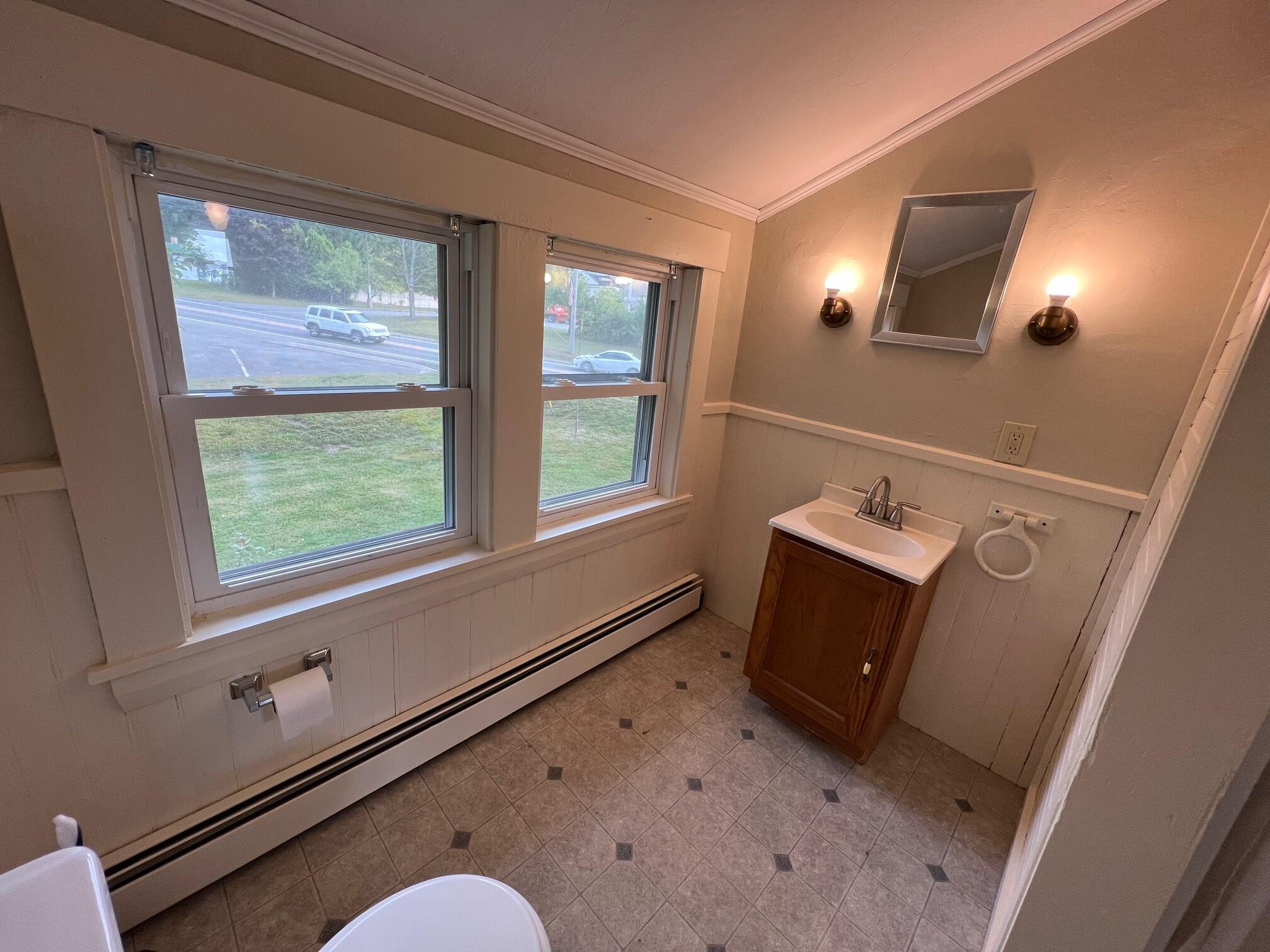 7 Fay Court Dexter ME 04930