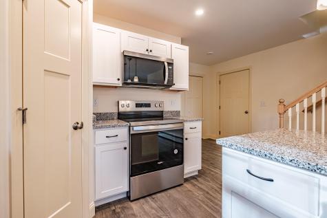 31 Woodbrey Lane Standish ME 04084