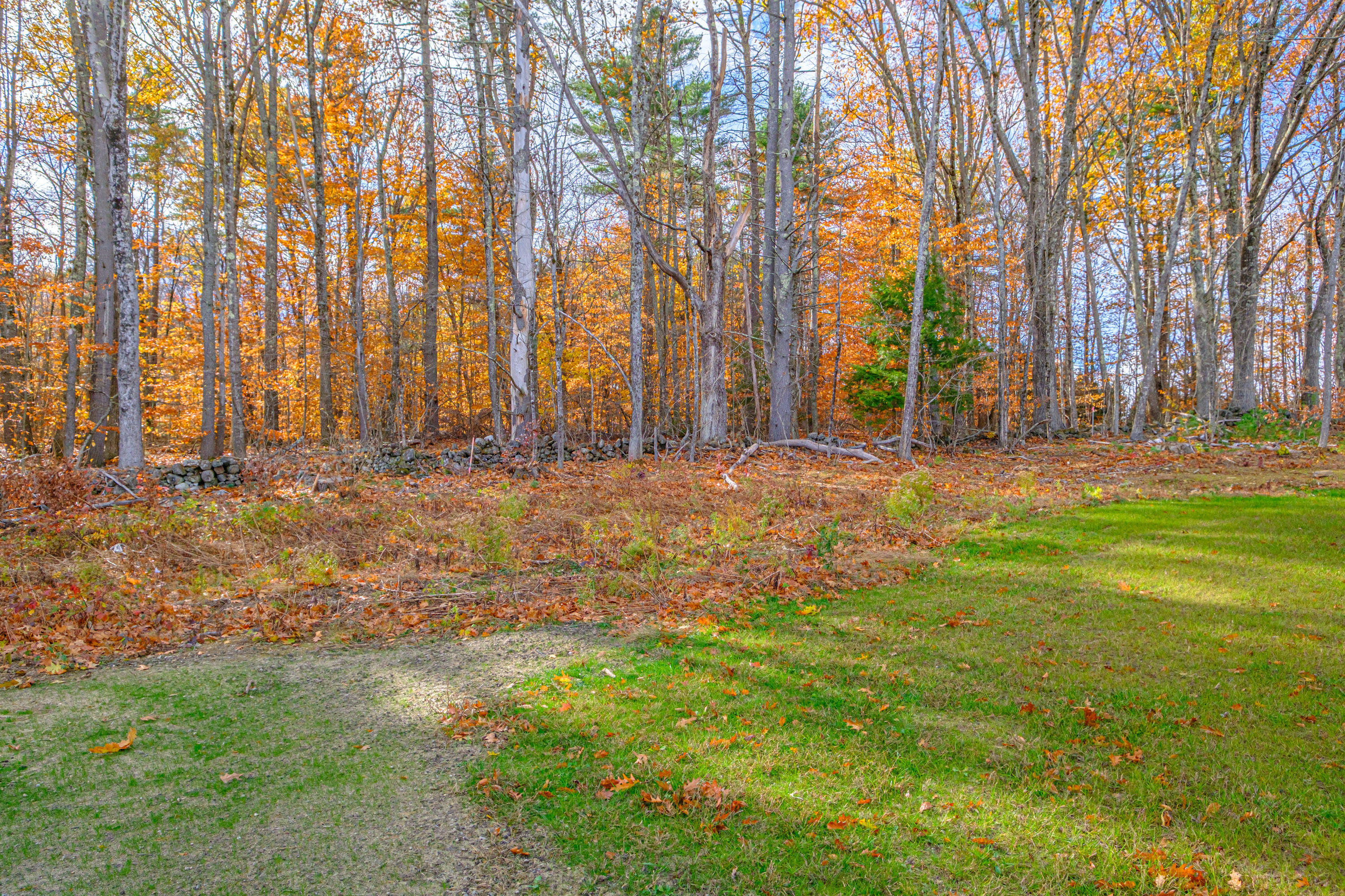 31 Woodbrey Lane Standish ME 04084