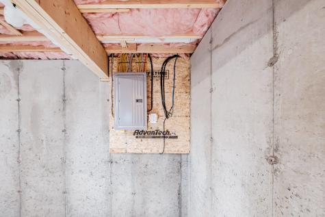 31 Woodbrey Lane Standish ME 04084