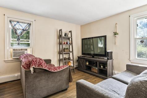 62 Emery Circle Buxton ME 04093