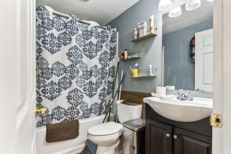 62 Emery Circle Buxton ME 04093