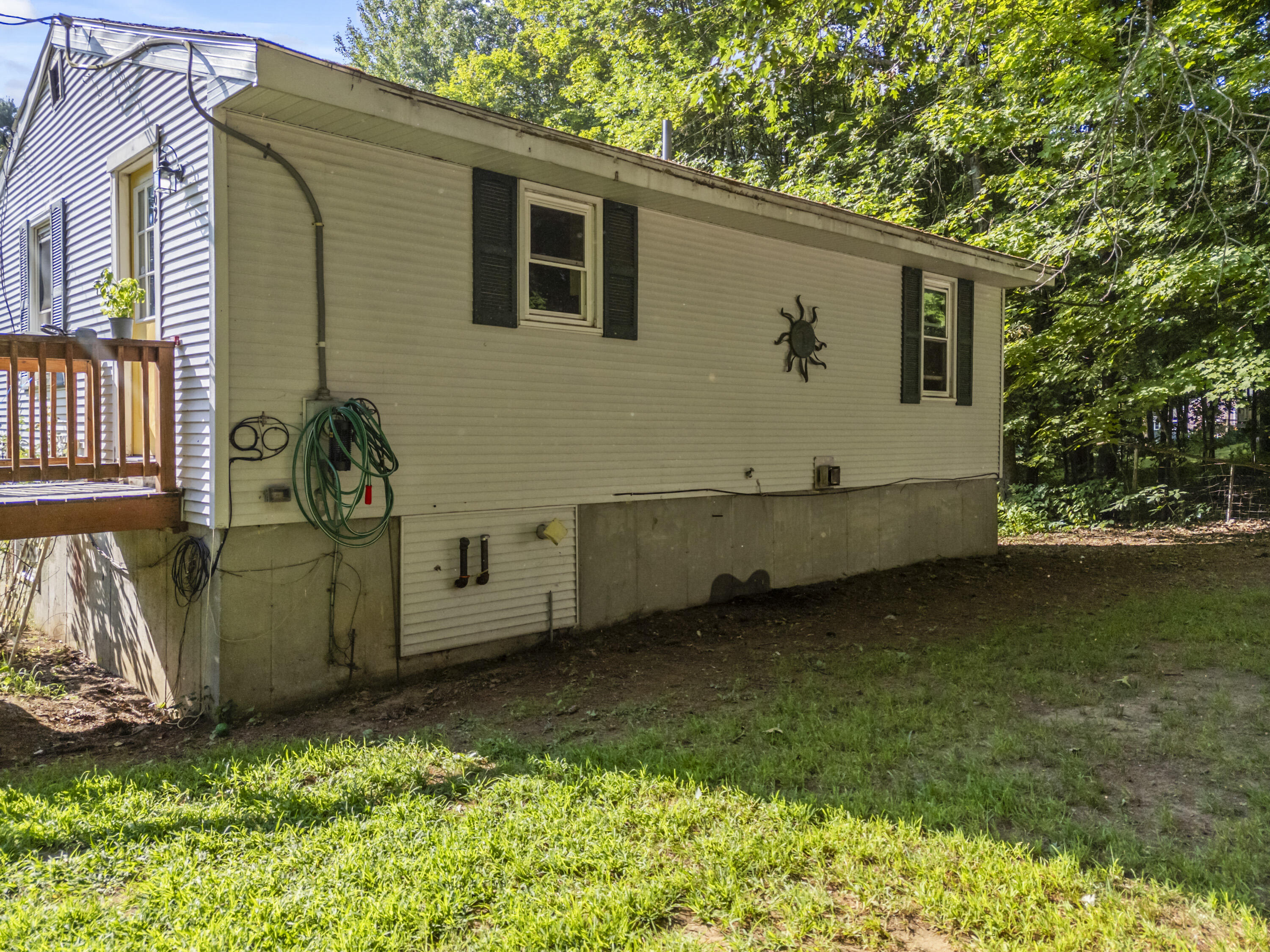 62 Emery Circle Buxton ME 04093