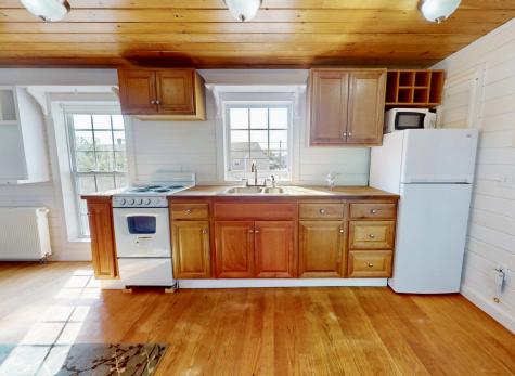 62 W Main Street Vinalhaven ME 04863