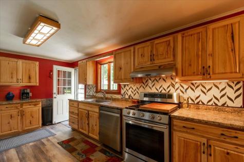 89 N Union Road Union ME 04862