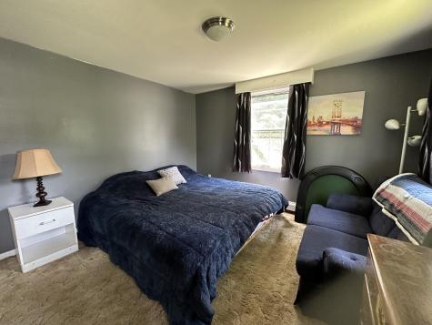 21 Hilltop Circle Yarmouth ME 04096