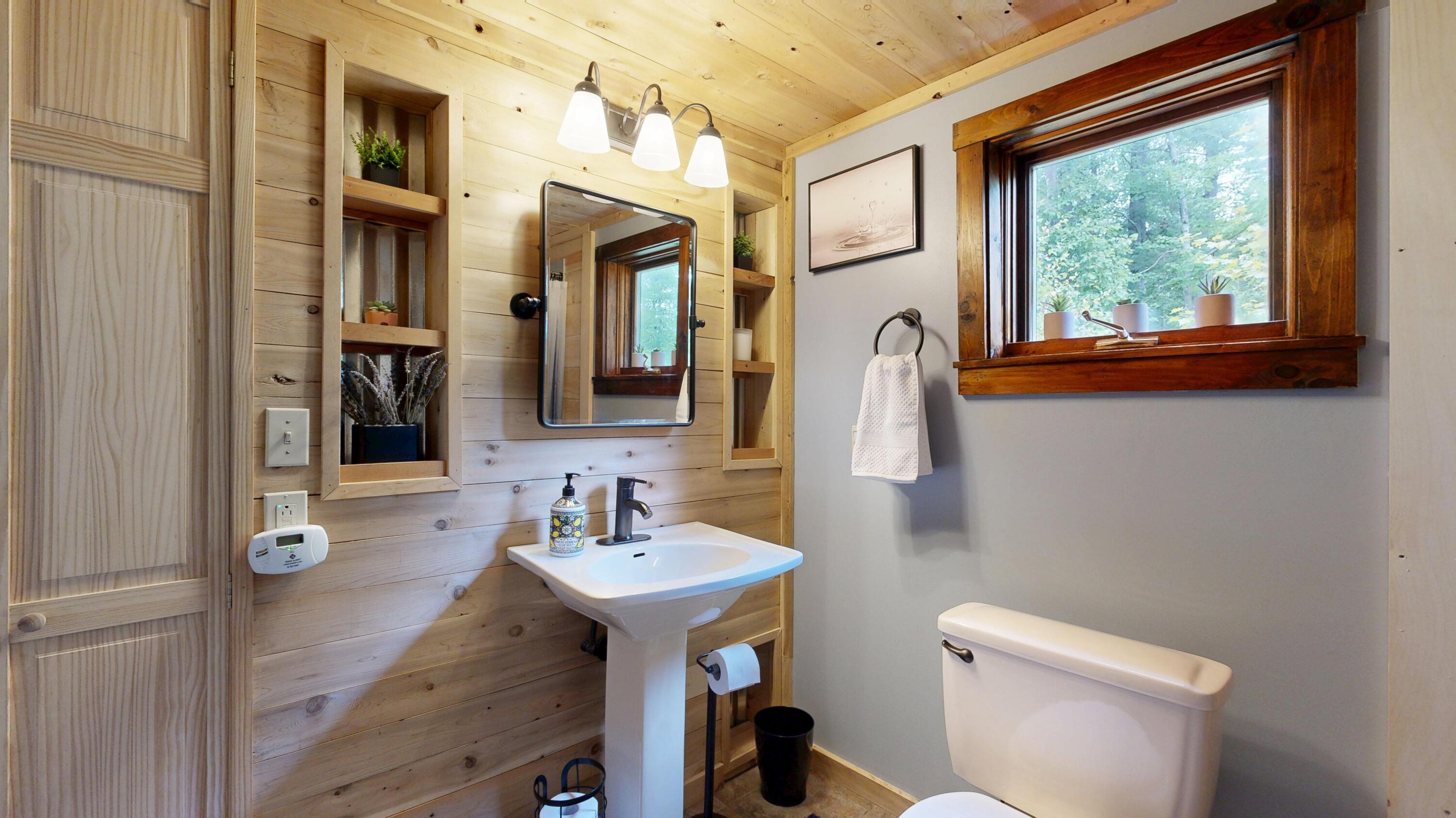 16 Shady Lane Jefferson ME 04348