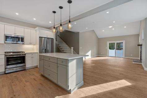 17 Longwood Drive Kennebunk ME 04043