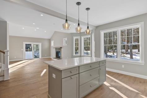 17 Longwood Drive Kennebunk ME 04043