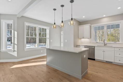 17 Longwood Drive Kennebunk ME 04043
