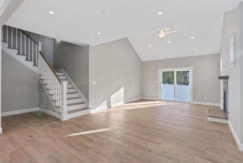 17 Longwood Drive Kennebunk ME 04043