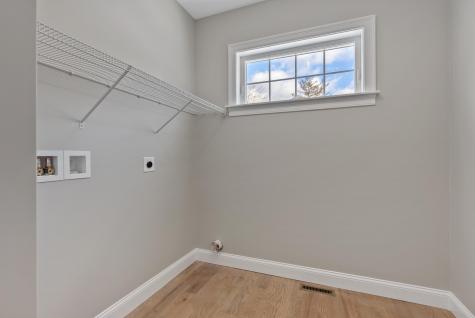 17 Longwood Drive Kennebunk ME 04043