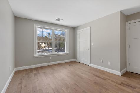 17 Longwood Drive Kennebunk ME 04043