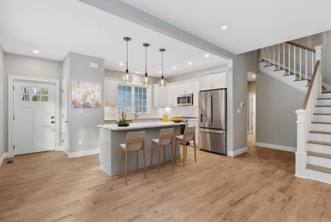 17 Longwood Drive Kennebunk ME 04043