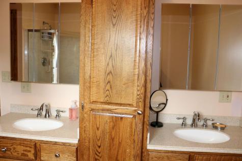 20 Spruce Street Madison ME 04950